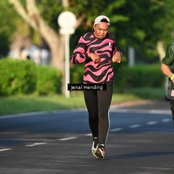 Runner Photo 5942398