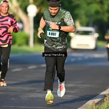 Runner Photo 5942404