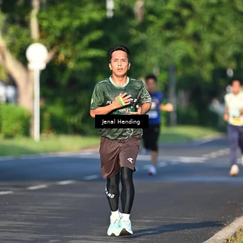 Runner Photo 5942426