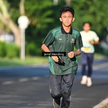 Runner Photo 5942444
