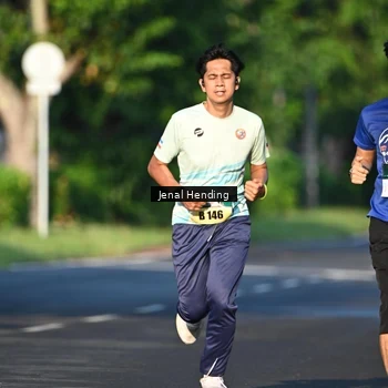 Runner Photo 5942448