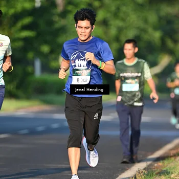 Runner Photo 5942453