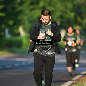 Runner Photo 5942476
