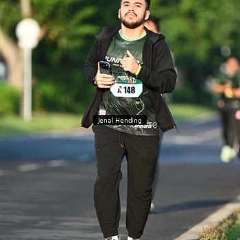 Runner Photo 5942483