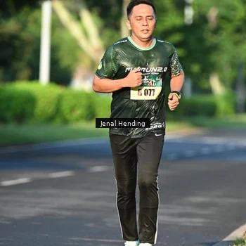 Runner Photo 5942509