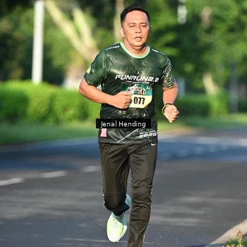 Runner Photo 5942510