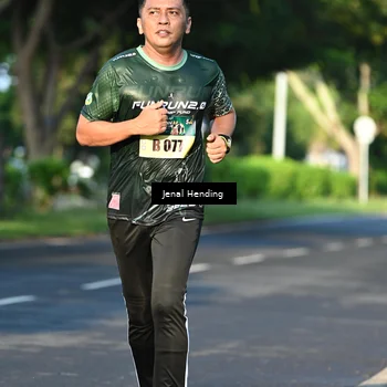 Runner Photo 5942518