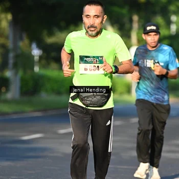 Runner Photo 5942533