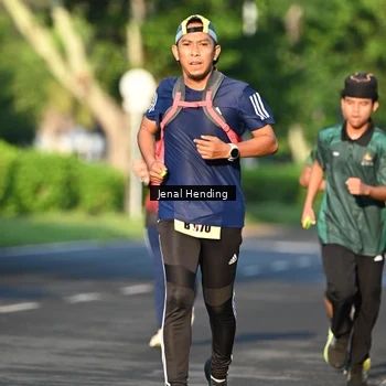 Runner Photo 5942543