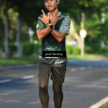Runner Photo 5942649