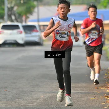 Runner Photo 5942724