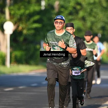 Runner Photo 5942914