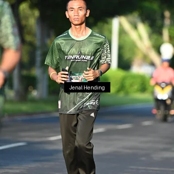 Runner Photo 5943032