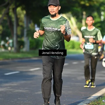 Runner Photo 5943037