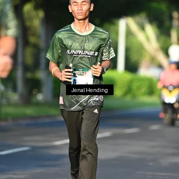 Runner Photo 5943038