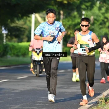Runner Photo 5943055