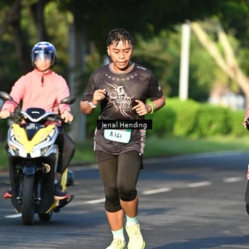 Runner Photo 5943085