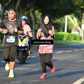 Runner Photo 5943115