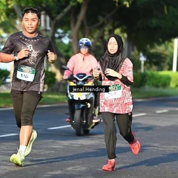 Runner Photo 5943151