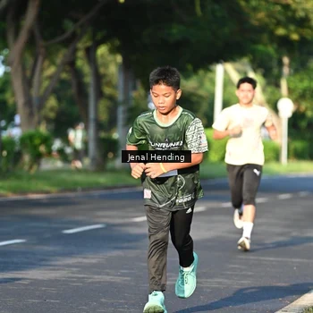 Runner Photo 5943155