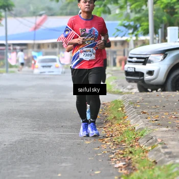 Runner Photo 5943194