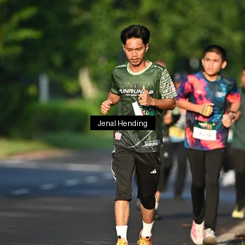 Runner Photo 5943279