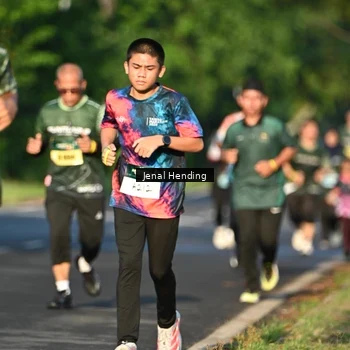 Runner Photo 5943301