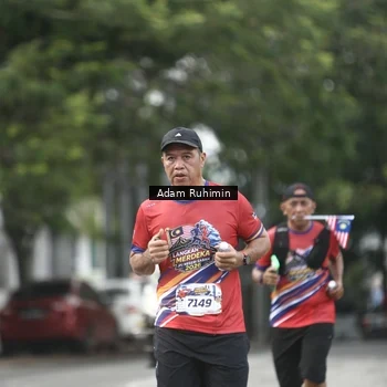Runner Photo 5943342