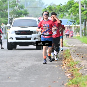 Runner Photo 5943374