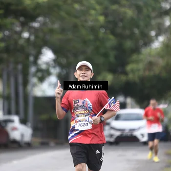Runner Photo 5943376