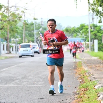 Runner Photo 5943479