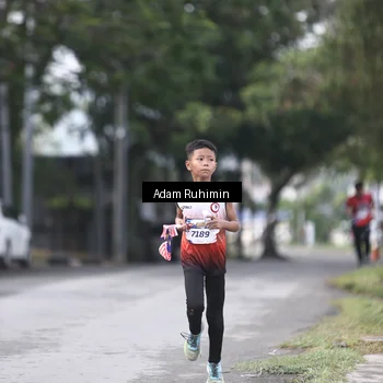 Runner Photo 5943537