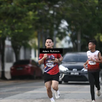 Runner Photo 5943612
