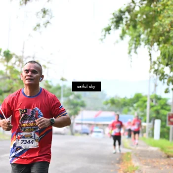 Runner Photo 5943615
