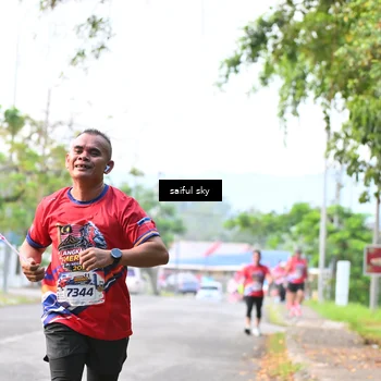 Runner Photo 5943623