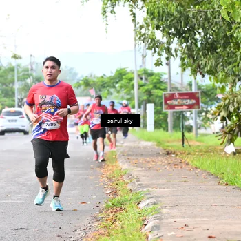Runner Photo 5943677