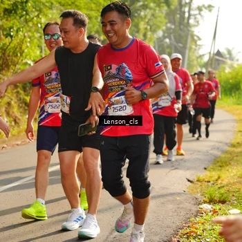 Runner Photo 5943689