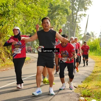Runner Photo 5943693