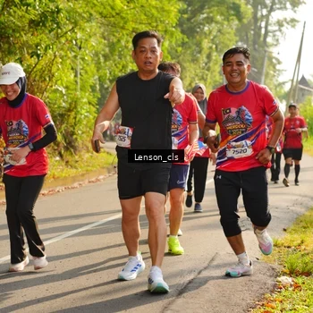 Runner Photo 5943694
