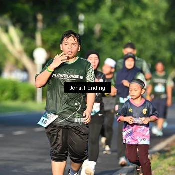 Runner Photo 5943776