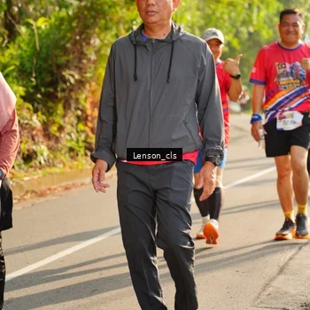 Runner Photo 5943777