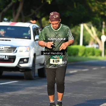Runner Photo 5944115