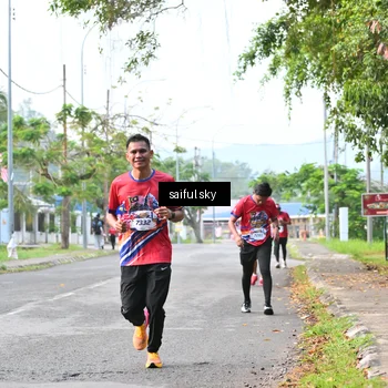 Runner Photo 5944316