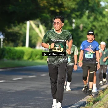 Runner Photo 5944410