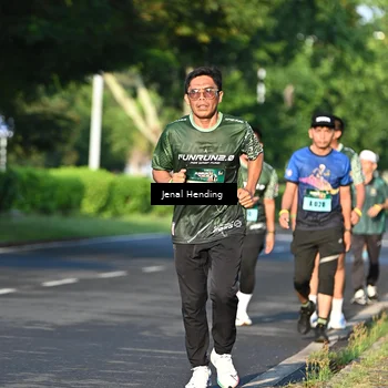 Runner Photo 5944591