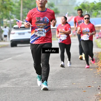 Runner Photo 5944690