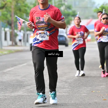 Runner Photo 5944696