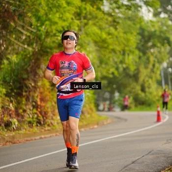 Runner Photo 5944860