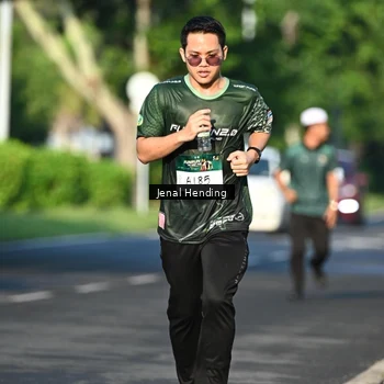 Runner Photo 5945372