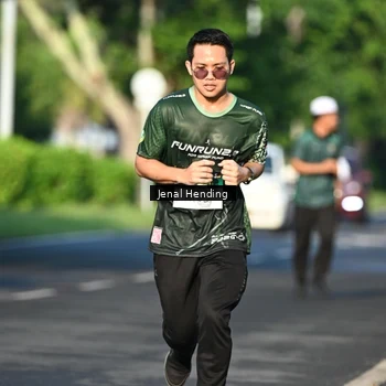 Runner Photo 5945390